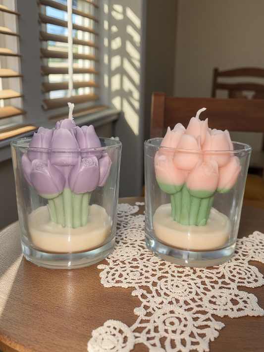 Tulip bouquet Candle ( 1 pc )